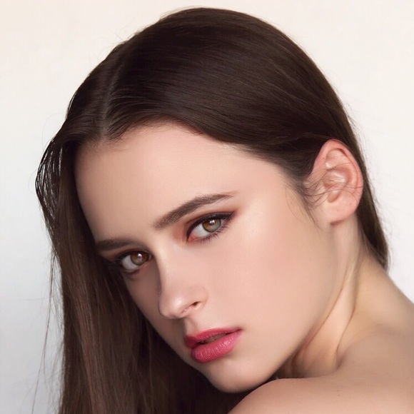 Meet Your Posher, Morgan - Picture 2 of 8